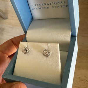 14k White Gold Diamond Earrings